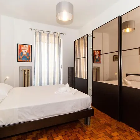 Santa Rita Balcony Flat Apartment Turin