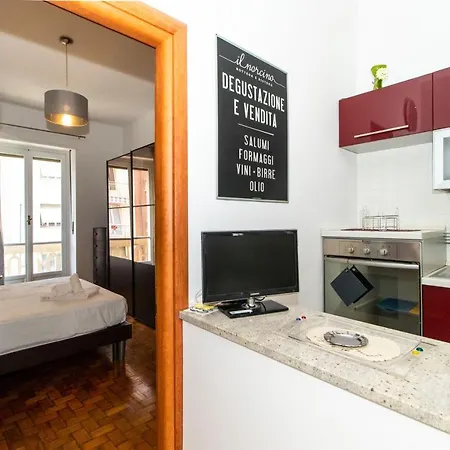 Santa Rita Balcony Flat