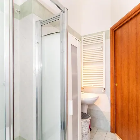 Santa Rita Balcony Flat Turin