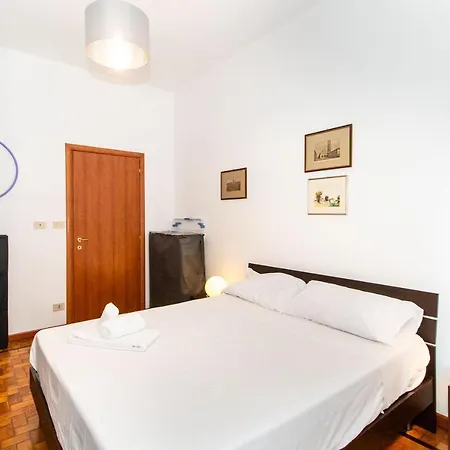 Santa Rita Balcony Flat Turin